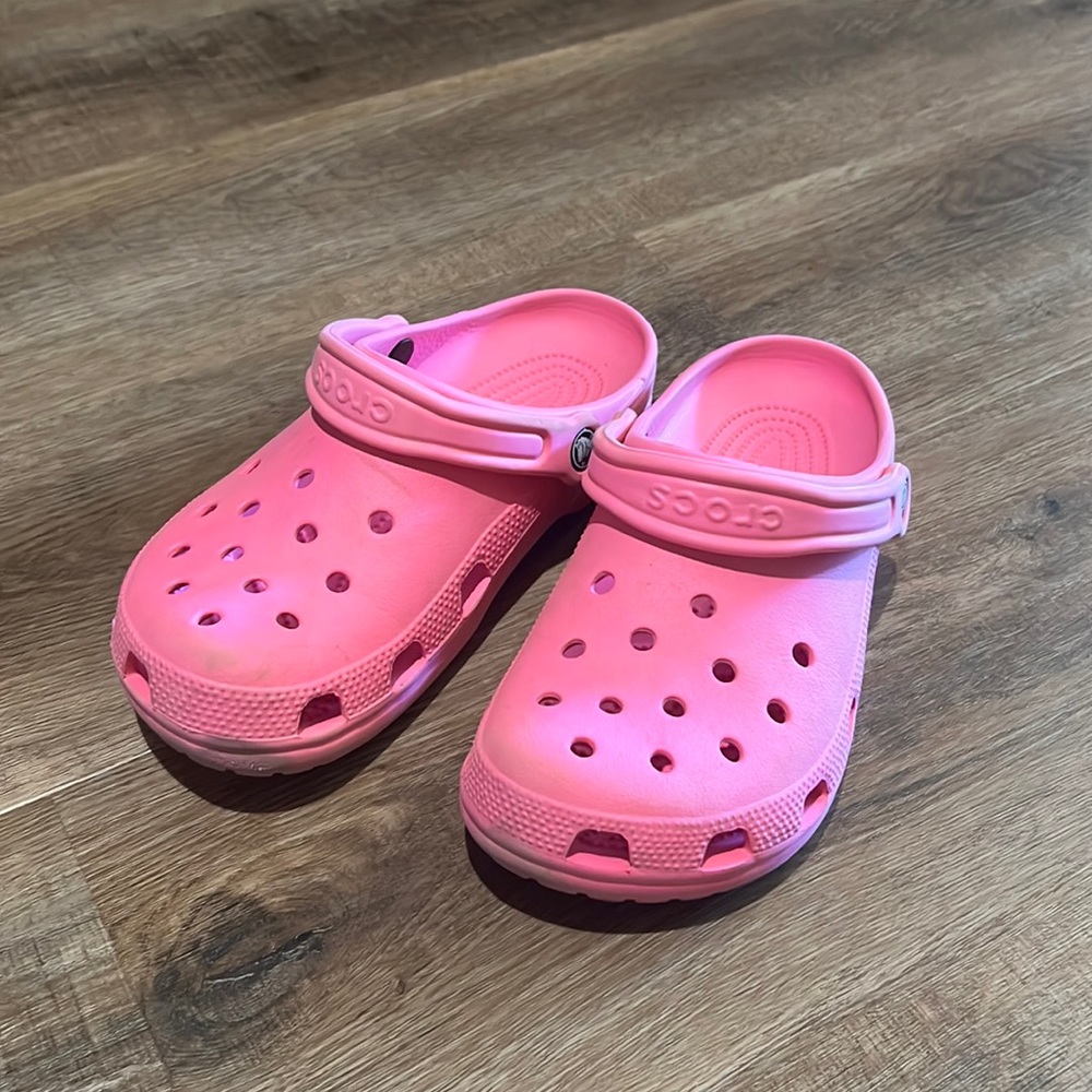 Pink Crocs size 9w/7m